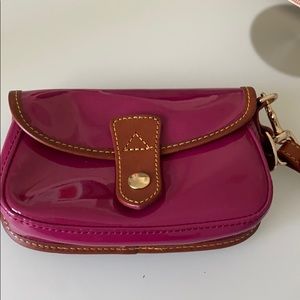 Dooney and Bourke wristlet